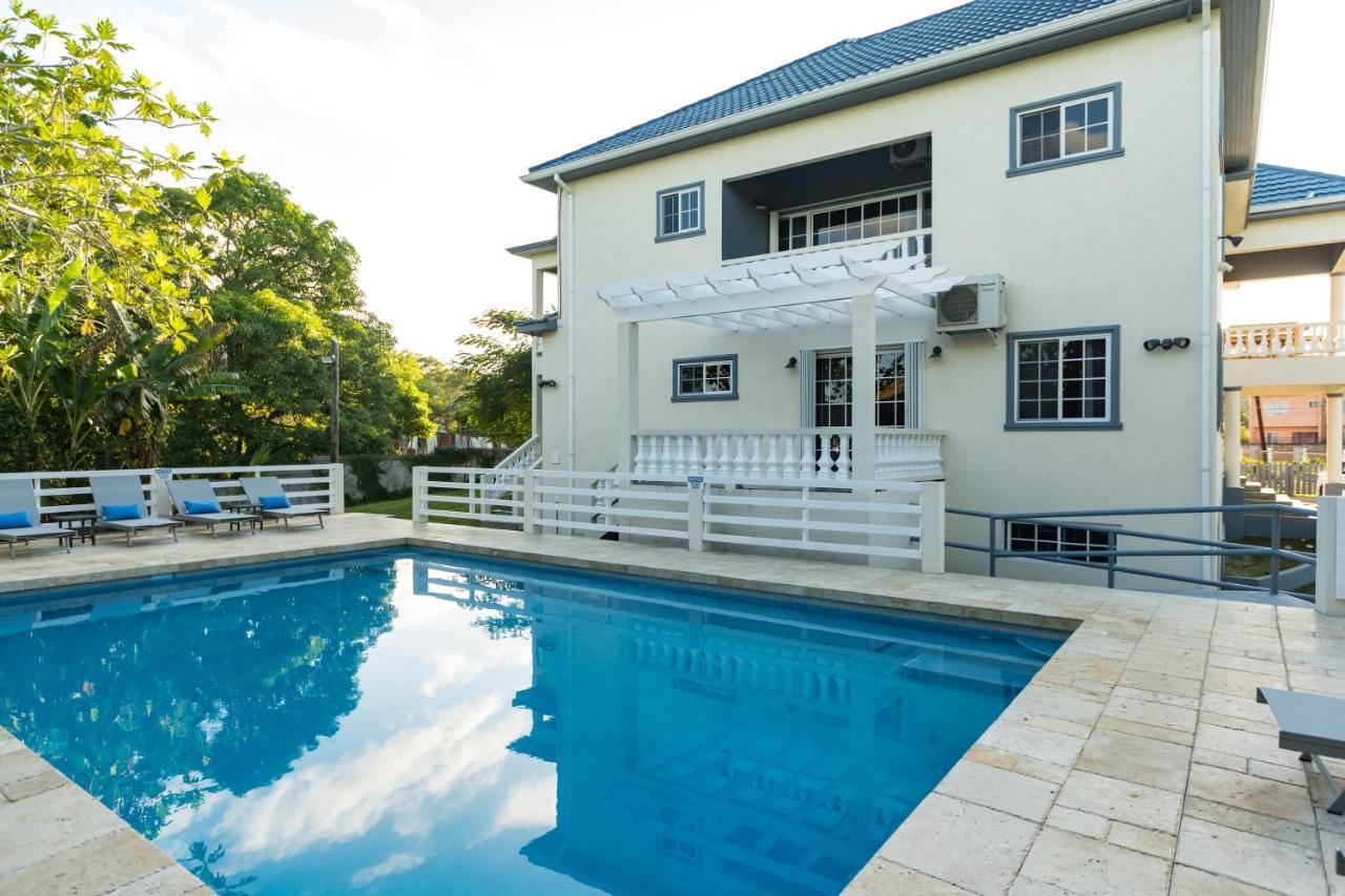 Blue Paloma Bed & Breakfast Lucea Exterior photo