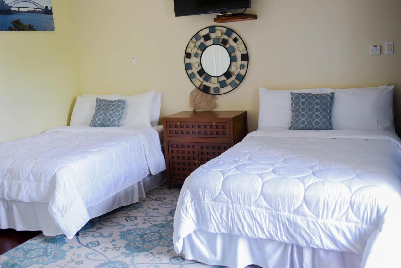 Blue Paloma Bed & Breakfast Lucea Exterior photo