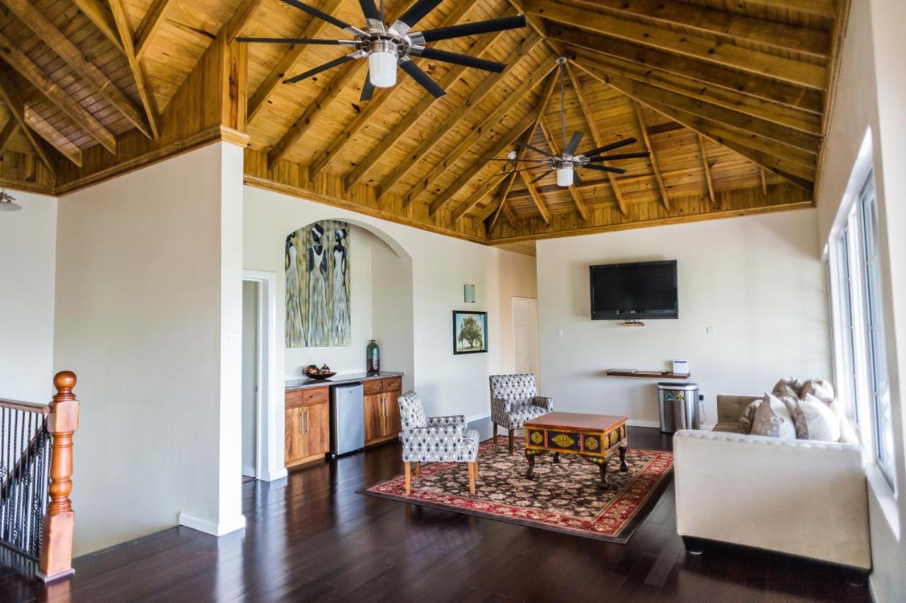 Blue Paloma Bed & Breakfast Lucea Exterior photo